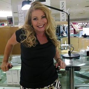 Meet your Posher, Marcia